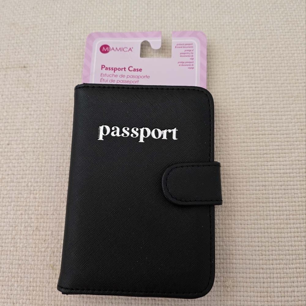 Black Passport Case Sleek Design
